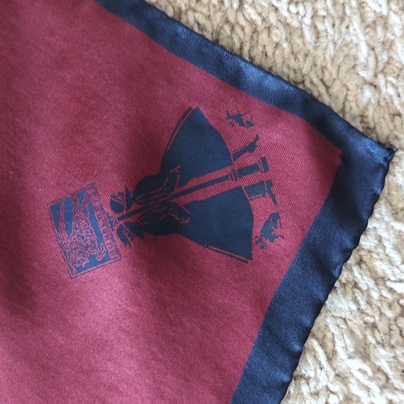 Burberrys Authentic Burgundy w Navy Trim Silk Scarf Vintage 26" x 26" - Picture 8 of 13